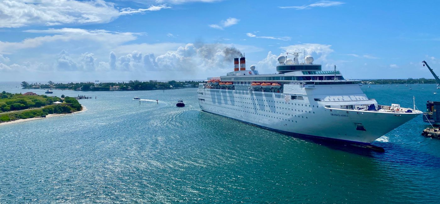 Image: The Grand Classica (photo via Bahamas Paradise Cruise Line)