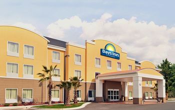 Days Inn by Wyndham.