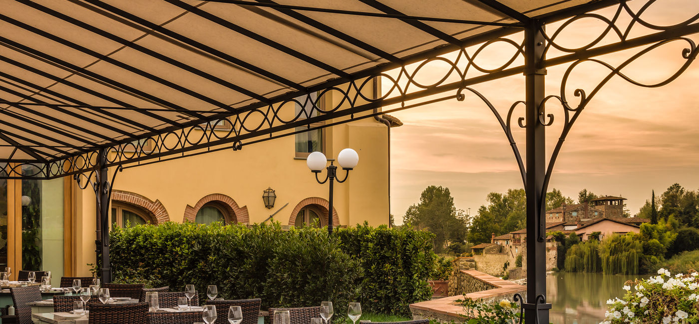 Image: The outdoor terrace of the Grano D'Oro Restaurant at the Hotel Mulino di Firenze, a WorldHotels Collection hotel. (photo via WorldHotels Collection) ((photo via WorldHotels Collection))