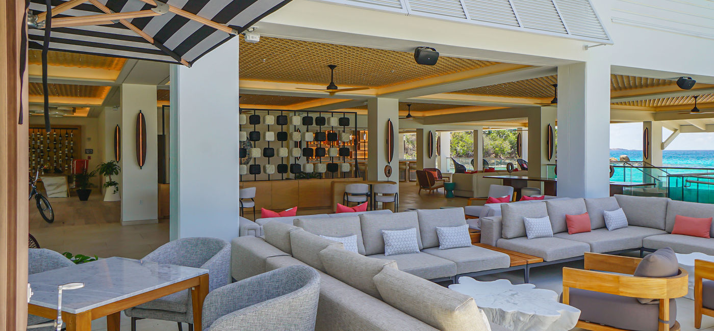Image: Frenchman's Reef Marriott Bouy Hous lobby (Photo Credit: Frenchman’s Reef)