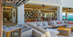 Frenchman's Reef Marriott Bouy Hous lobby