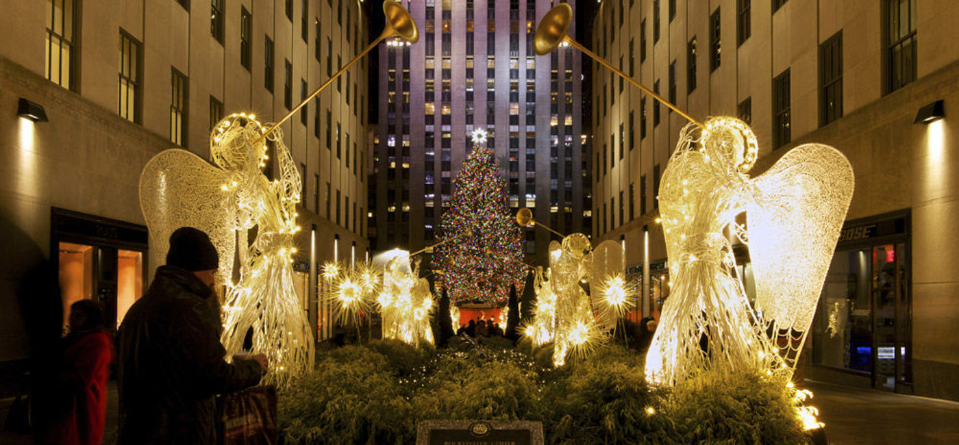 Image: PHOTO: Check out the iconic Christmas tree at Rockefeller Center by foot or by bus. (photo courtesy of Thinkstock)