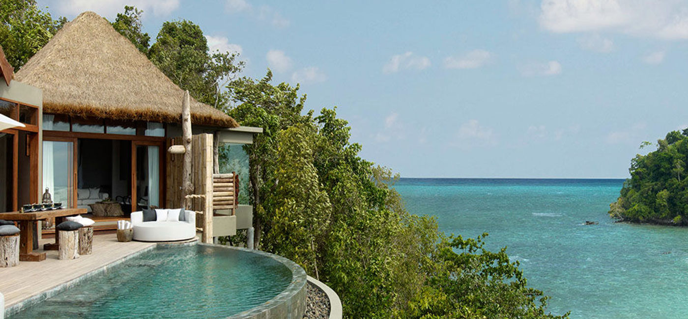 Image: PHOTO: Wow your special someone with a stay at Song Saa Private Island Resrot. (Photo via Flickr/Andrew Caw)