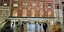 Amsterdam Centraal, Amsterdam train station