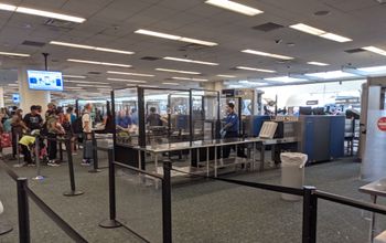 TSA check in line