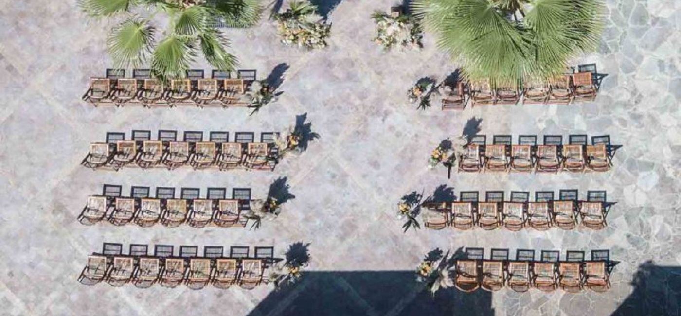 Image: PHOTO: A wedding set-up at Sandos Finisterra. (photo via Sandos Hotels & Resorts)
