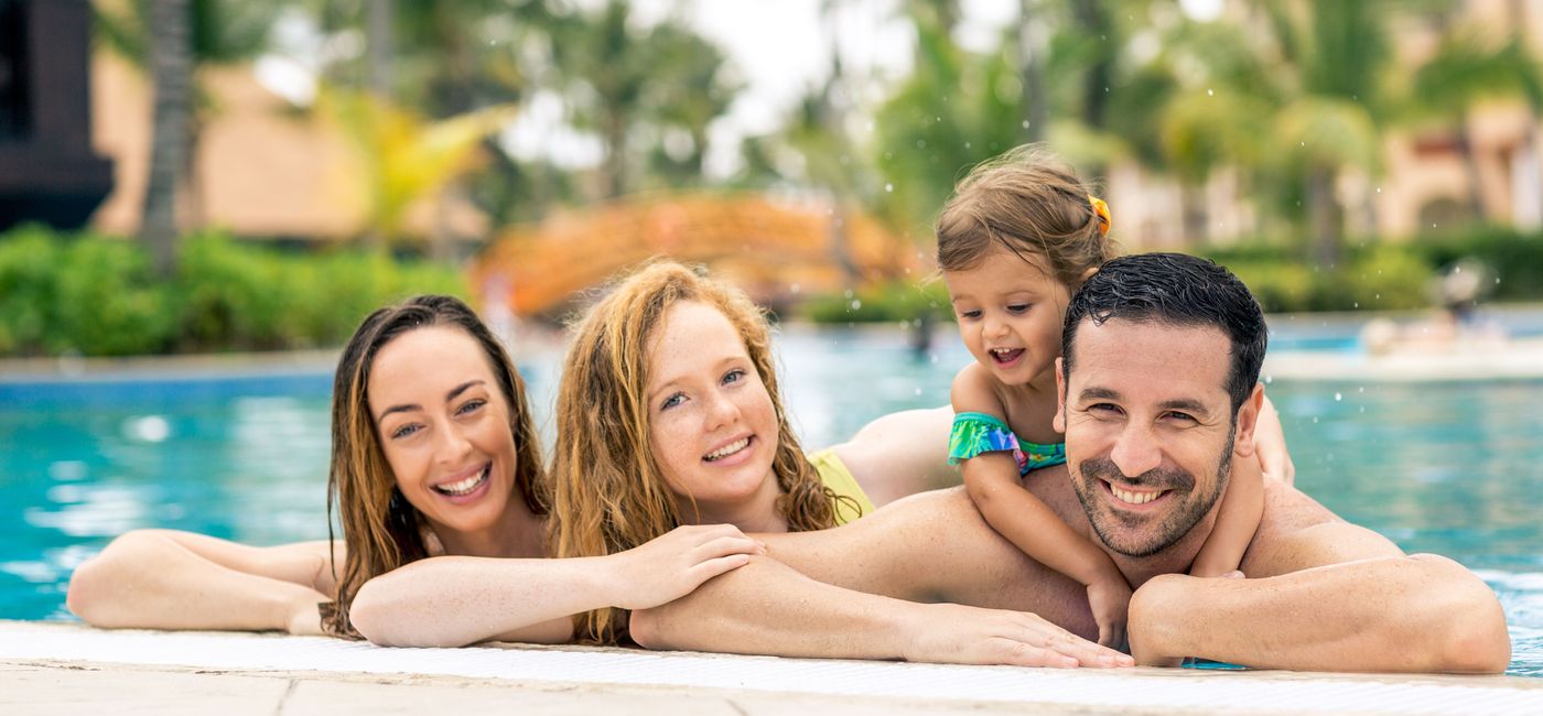 Image: Family pool at the Majestic Colonial Punta Cana (Photo Credit: Majestic Resorts)
