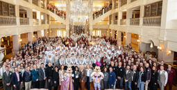Disneyland Paris, Disneyland Hotel, 5-star disney hotels, hotels in disneyland paris