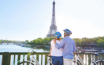 A couple in Paris with AmaWaterways