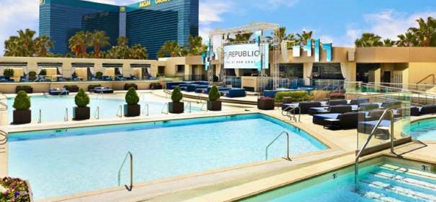 Image: PHOTO: Wet Republic Ultra Pool at MGM Grand. (photo via MGM Resorts International)