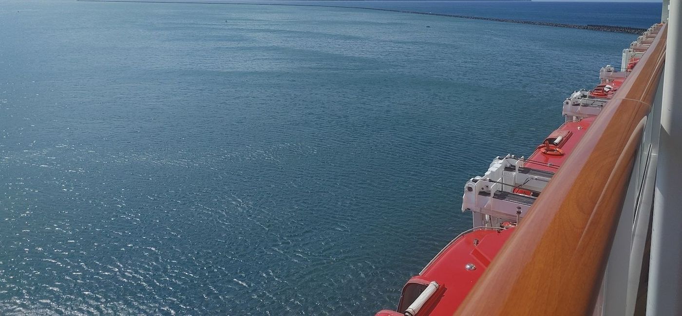 Image: Hilo on the Big Island as seen on a Pride of America veranda stateroom.(photo via Claudette Covey)