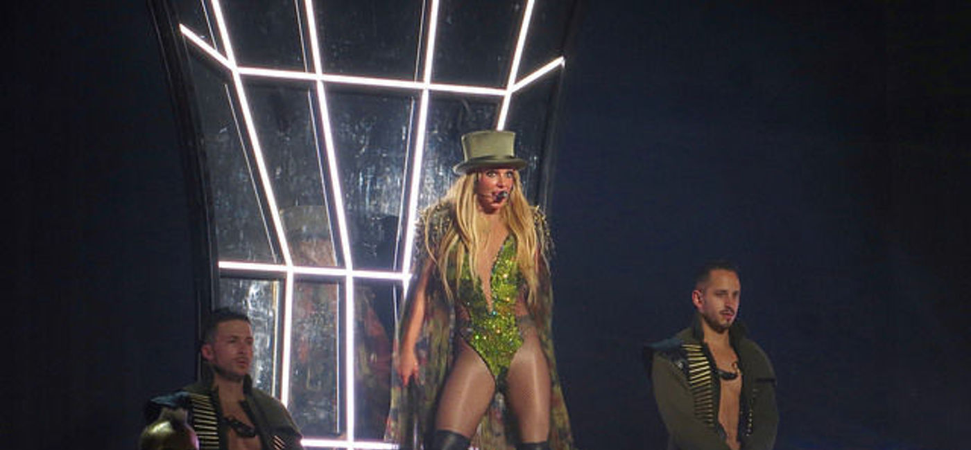 Image: PHOTO: Britney Spears performing at her Las Vegas residency. (Courtesy Flickr/marcen27) 