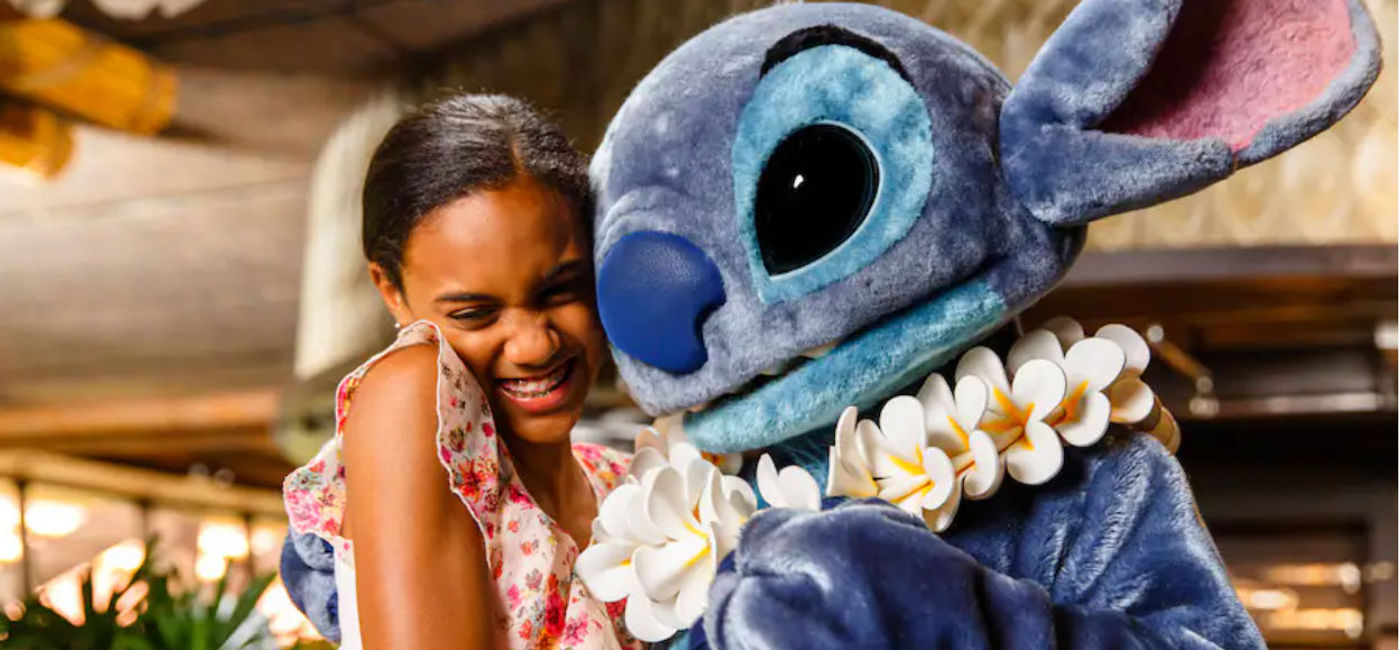 Image: Dine with Stitch at the 'Ohana Best Friends Breakfast. (photo courtesy Walt Disney World Resort)