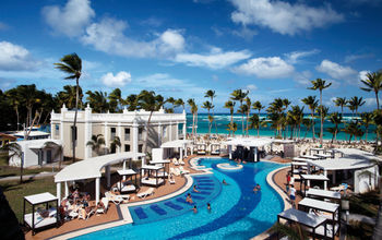 The RIU Palace Bavaro Villa Pool.