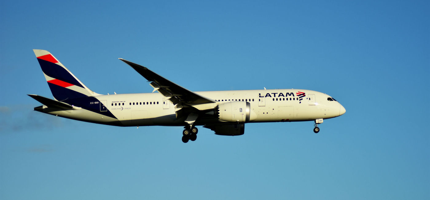 Image: LATAM Airlines Boeing 787. (Photo Credit: Rusell Hendry/iStock Editorial/Getty Images Plus)