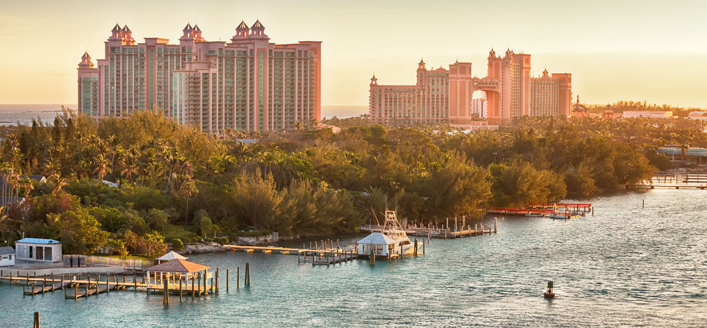 Image: Atlantis Paradise Island. (photo via iStock Editorial / Getty Images Plus / fallbrook)
