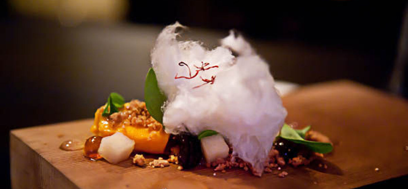 Image: PHOTO: Alinea is one major reason Chicago tastes so good. (photo via Flickr/banditob)