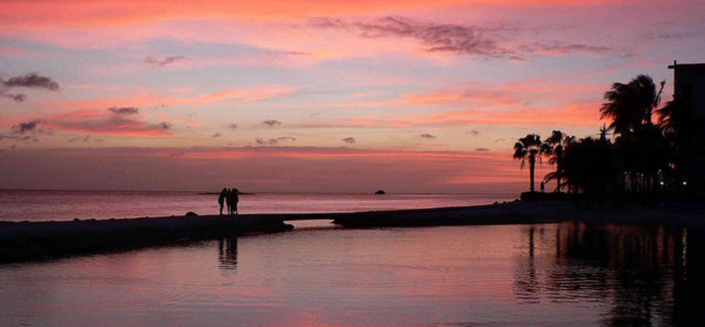 Image: PHOTO: Caribbean sunset on the island of Aruba. (photo via Flickr/David Stanley)
