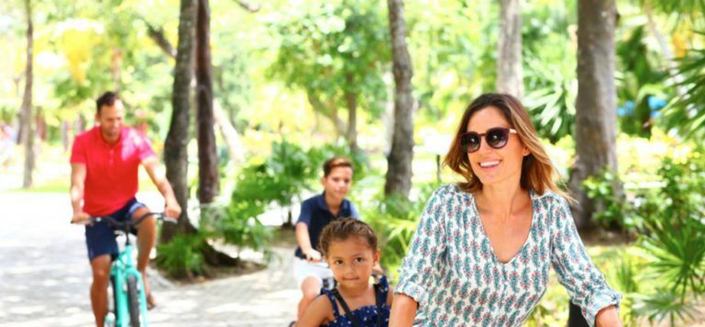 Image: PHOTO: Sandos Playacar Beach Reasort (photo courtesy Sandos Hotels & Resorts)