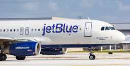 JetBlue Airbus A320 in Fort Lauderdale, Florida