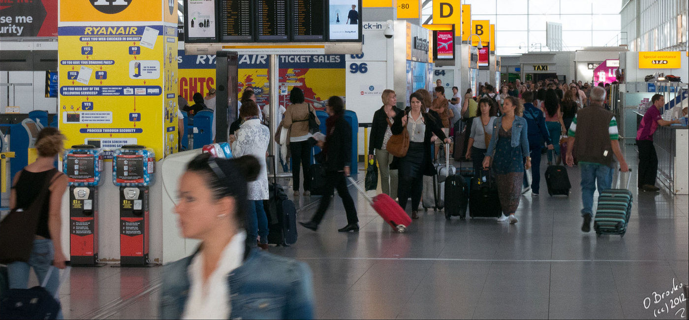 Image: Stansted is anticipating reaching its current cap of 35 million passengers annually by the early 2020s. (photo via Flickr/Oleg Brovko)