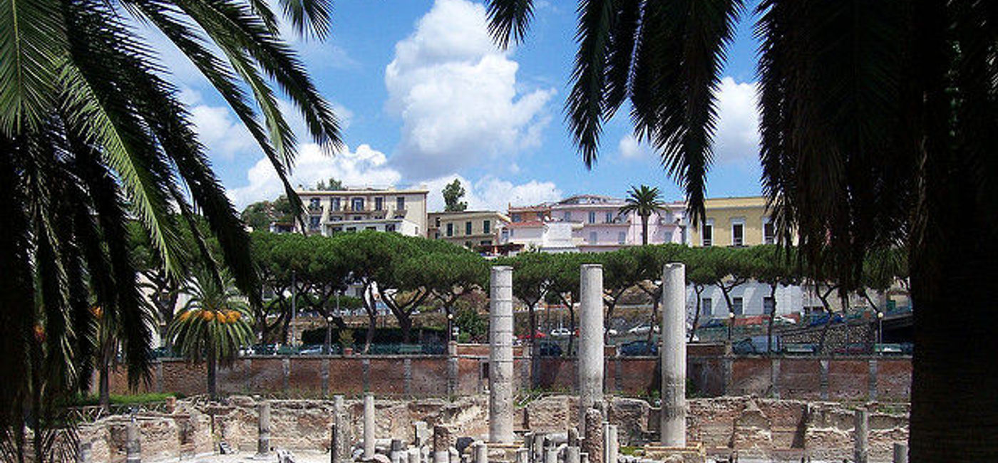 Image: PHOTO: Pozzuoli is in the epicenter of a possible eruption. (photo via Flickr/Ferdinando Marfella)