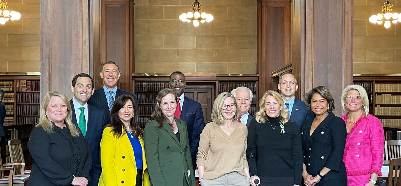 Image: Participants of the USTA/ U.S. Department of Commerce roundtable discussion. (photo via U.S. Travel Association) ((photo via U.S. Travel Association))