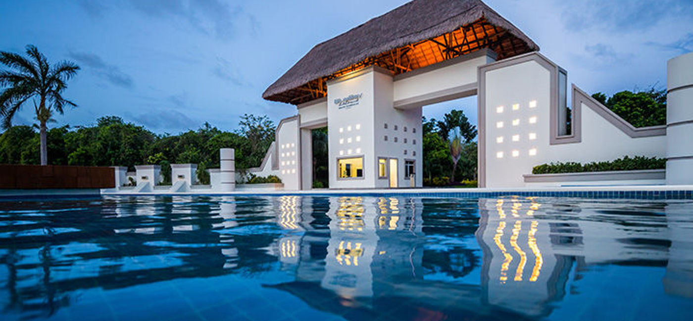 Image: PHOTO: BlueBay Grand Esmeralda (photo courtesy BlueBay Hotels & Resorts) (BlueBay Hotels & Resorts)