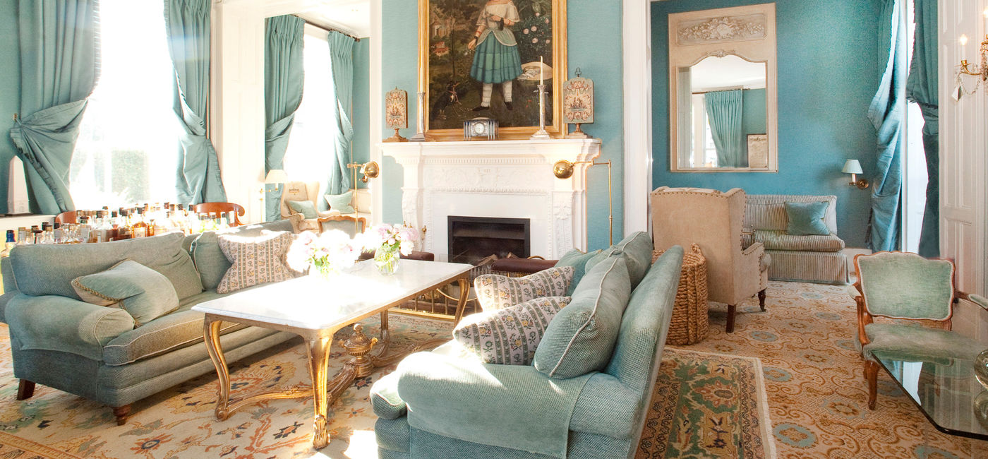 Image: PHOTO: Summer Lane Cottages Drawing Room. (Photo via Red Carnation Hotel Collection)