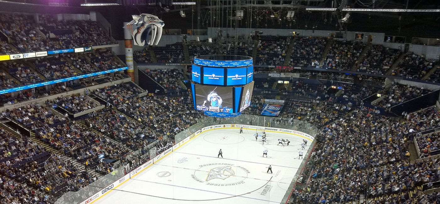 Image: PHOTO: If you can't be at the rink you might as well be at a hockey-themed sports bar. (photo via Flickr/Stephen Yeargin)