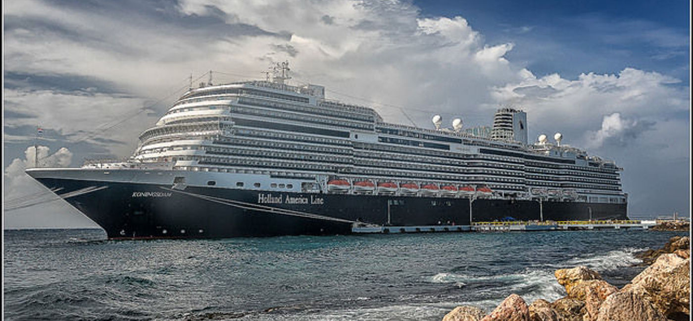 Image: PHOTO: Holland America Line's MS Koningsdam docked at Wilemstad, Curacao. (photo via Flickr/Bill Showalter)