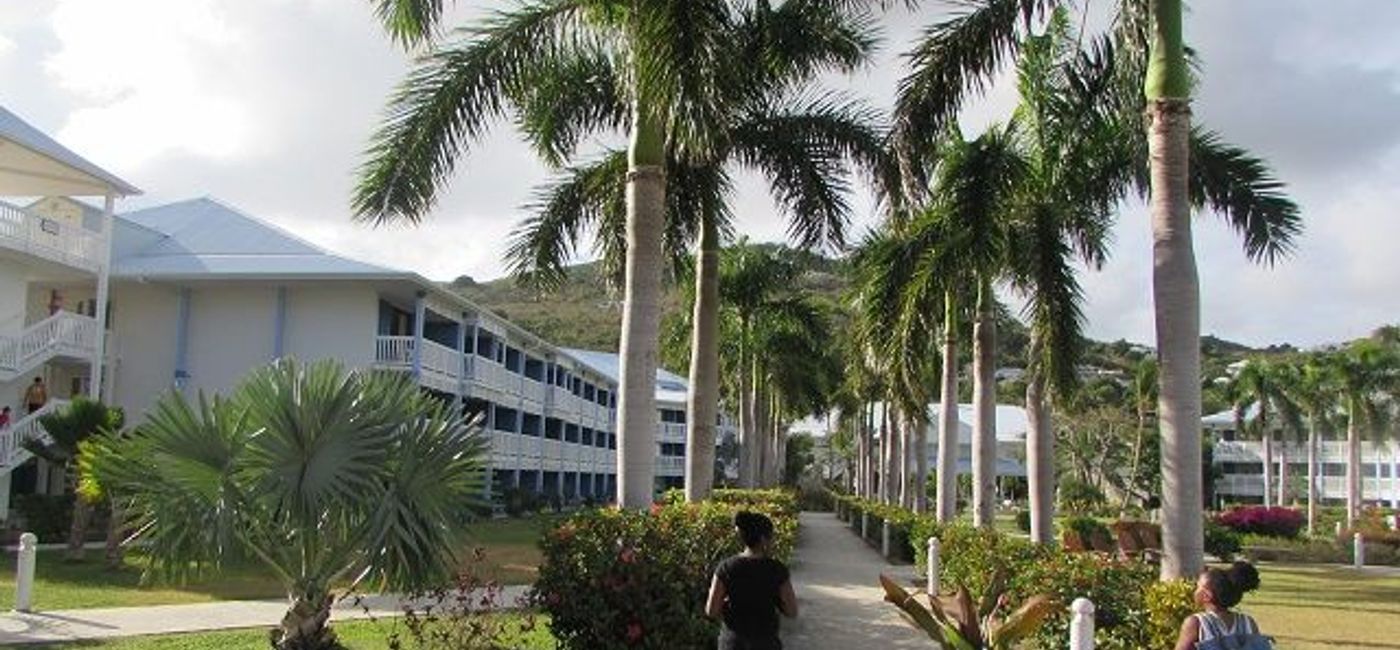 Image: PHOTO: The Riu Palace St. Martin remains closed. (photo by Brian Major) (travAlliancemedia)