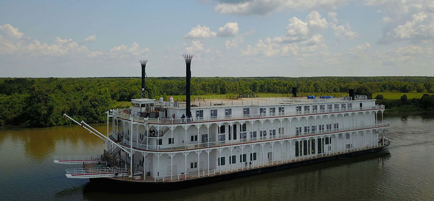 Image: PHOTO: American Queen Steamboat Company's American Duchess steams ahead. (photo courtesy of American Queen Steamboat Company)