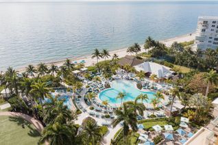 Ritz-Carlton Key Biscayne Pool