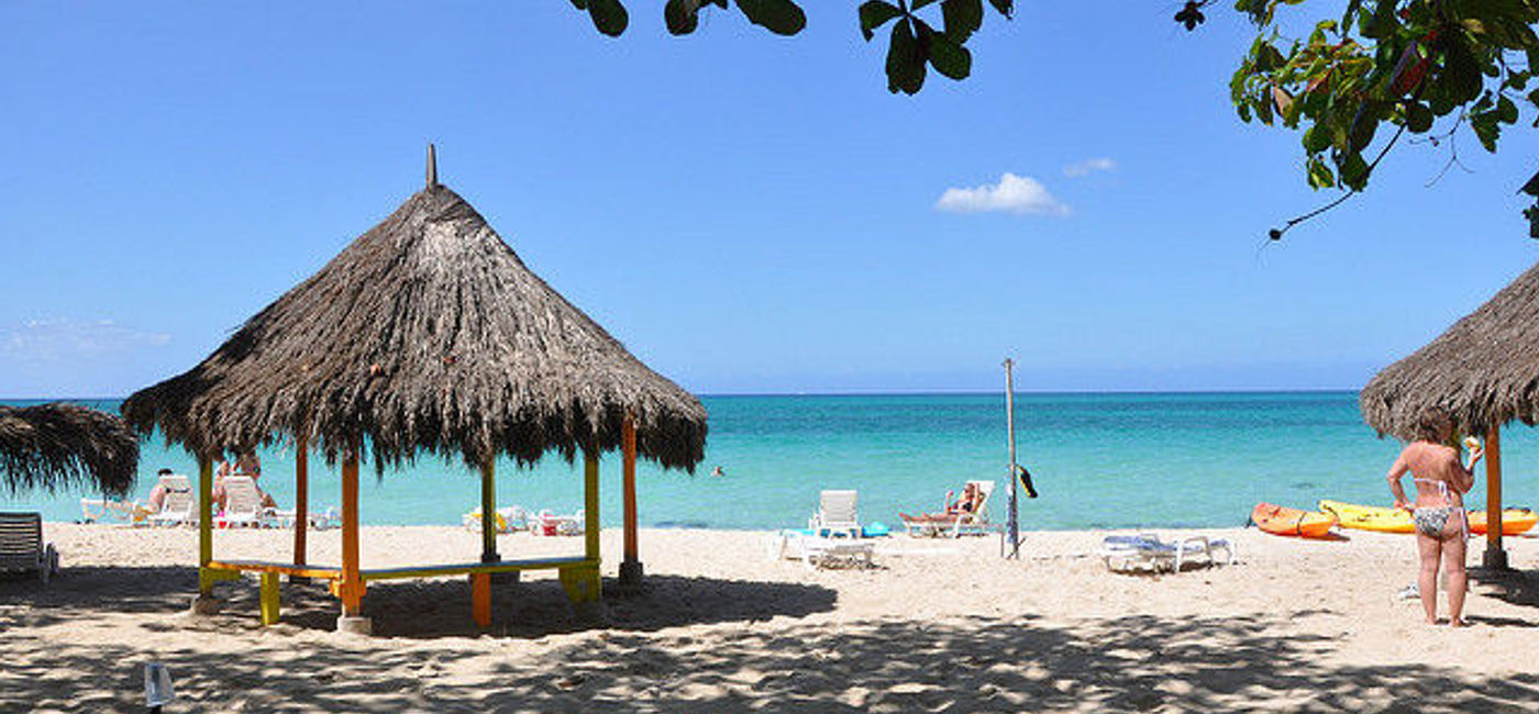 Image: PHOTO: Negril, Jamaica beachfront. (photo via Flickr/M_Hartman Photography)