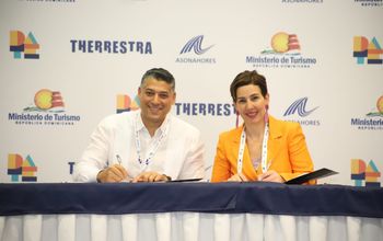 ARAJET and AERODOM officials.
