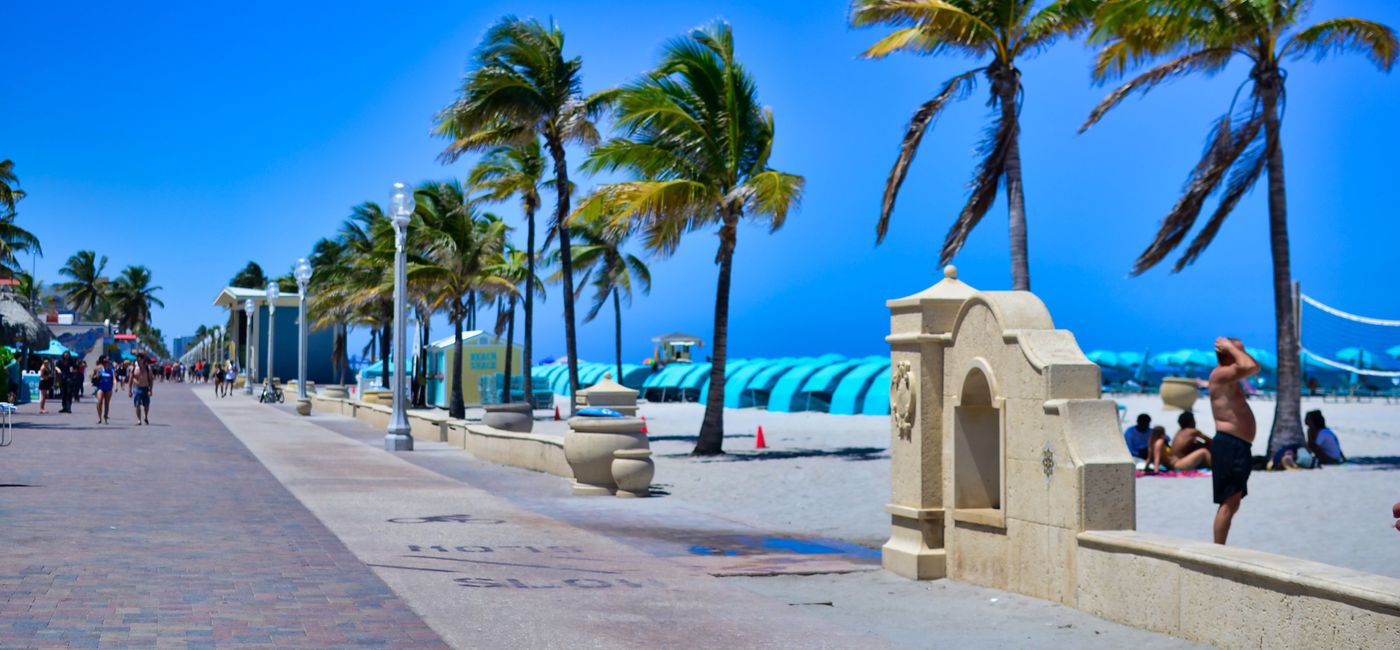 Image: The Hollywood Broadwalk is a great spot to spend the day. (Photo by Emily Krause)