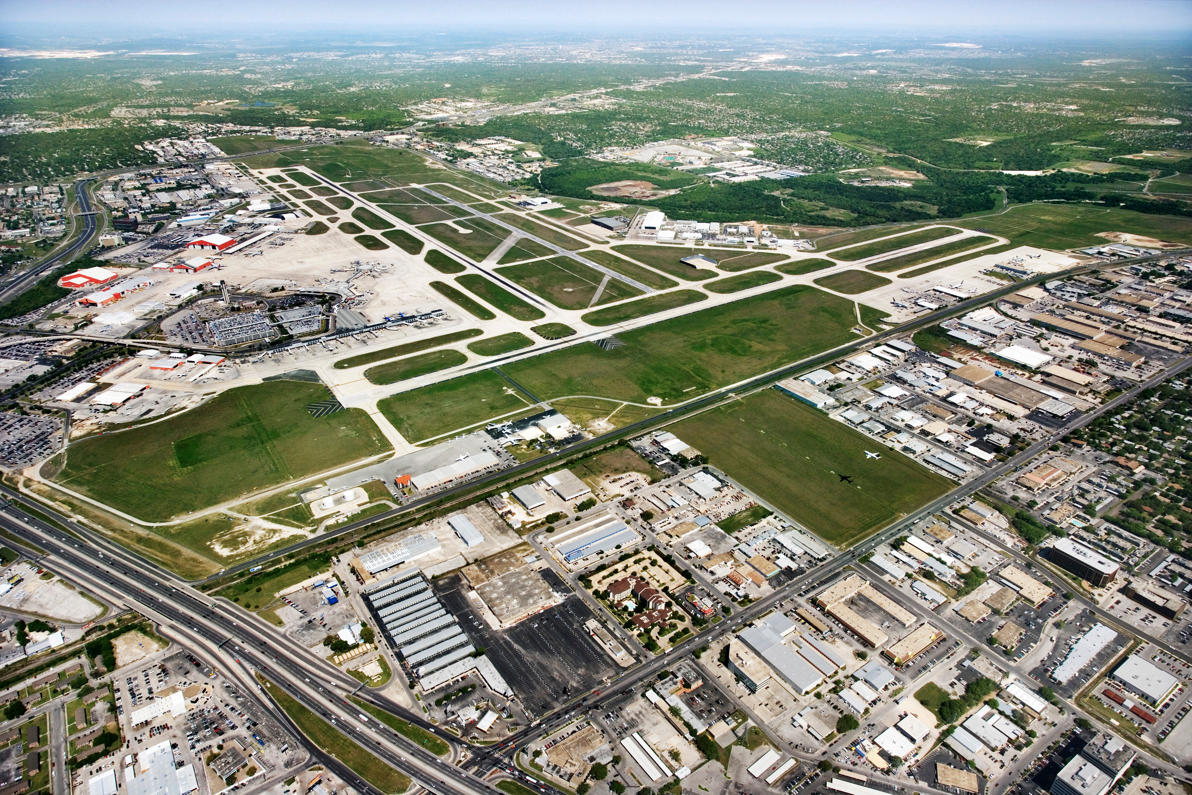 San Antonio International Airport To Receive $2 Million FAA Grant ...