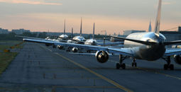 Planes, airplanes, aircraft, lined up, queued, takeoff, waiting, taxiing, runway, New York, JFK airport