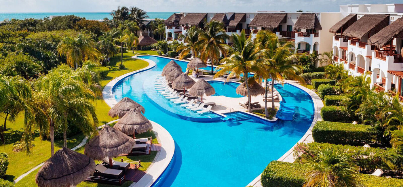 Image: Summer savings up to 40% at Valentin Imperial Riviera Maya (Courtesy of United Vacations)