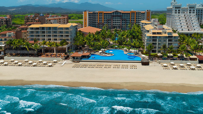 Krystal Grand Nueva Vallarta will host the 2023 Vallarta Nayarit Gastronomica event. Krystal Grand Nueva Vallarta