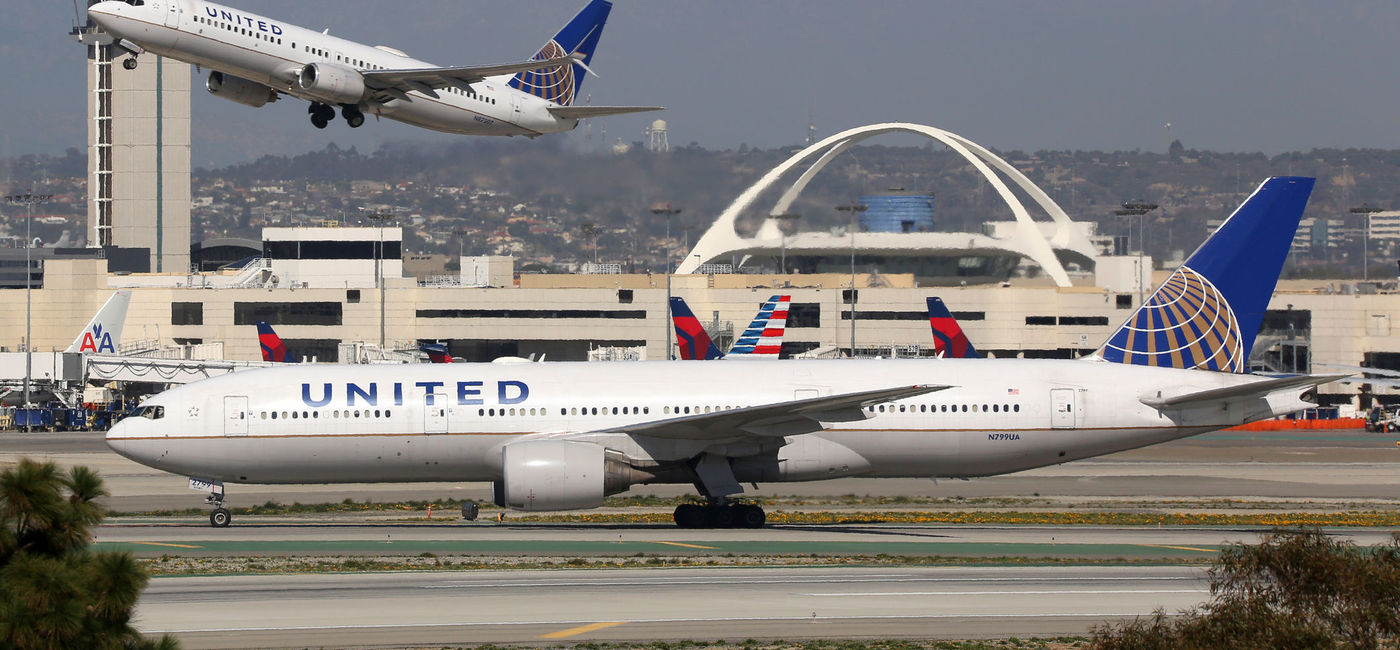 Image: PHOTO: United Airlines planes at LAX. (photo via Boarding1Now/iStock Editorial/Getty Images Plus)