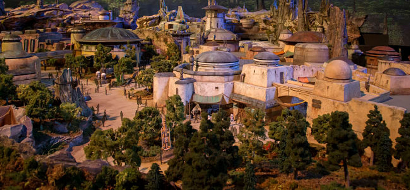 Image: PHOTO: Disney's model of upcoming Star Wars-Themed Lands. (photo courtesy of Walt Disney World Resort)