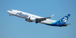 Alaska Airlines Boeing 737 Max 9 at takeoff