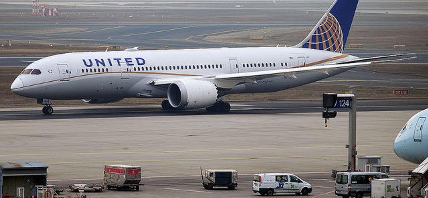 Image: PHOTO: United Airlines Boeing 787-8 Dreamliner. (photo via Flickr/Anna Zvereva)