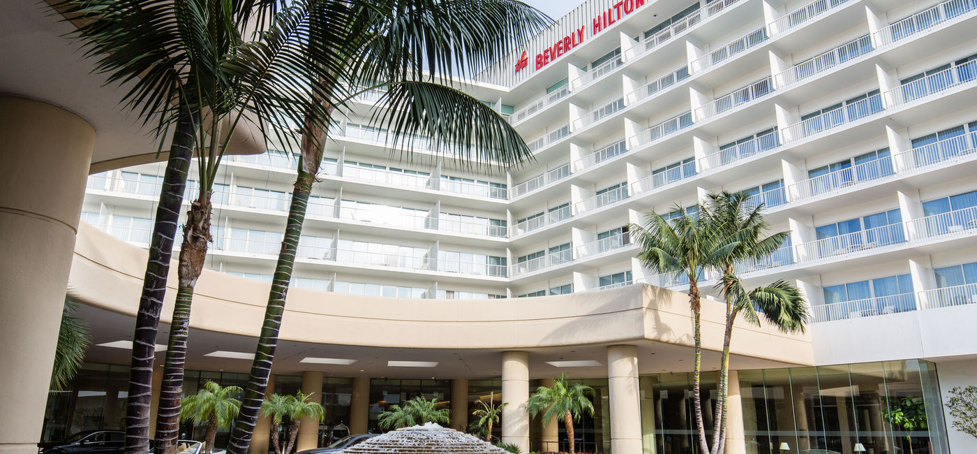 Image: PHOTO: The Beverly Hilton (Photo courtesy Hilton)