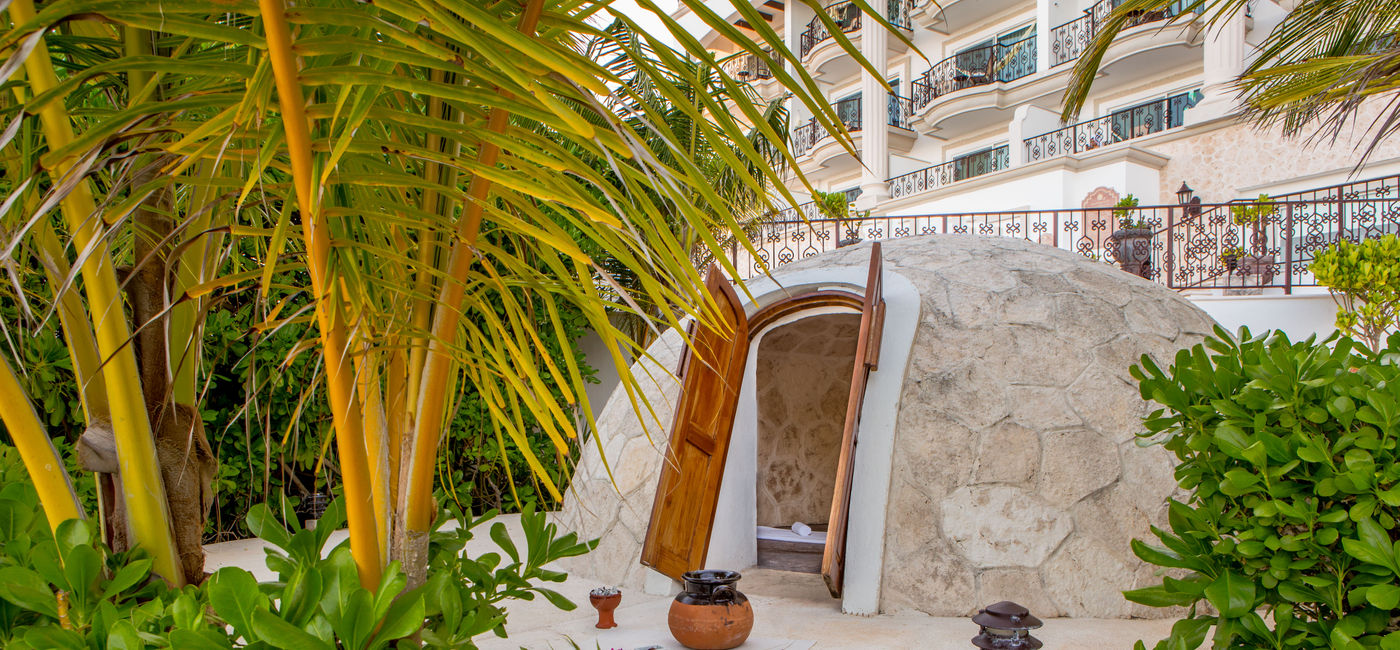 Image: PHOTO: The Hyatt-Zilara Cancun (Photo courtesy of Playa Hotels & Resorts)