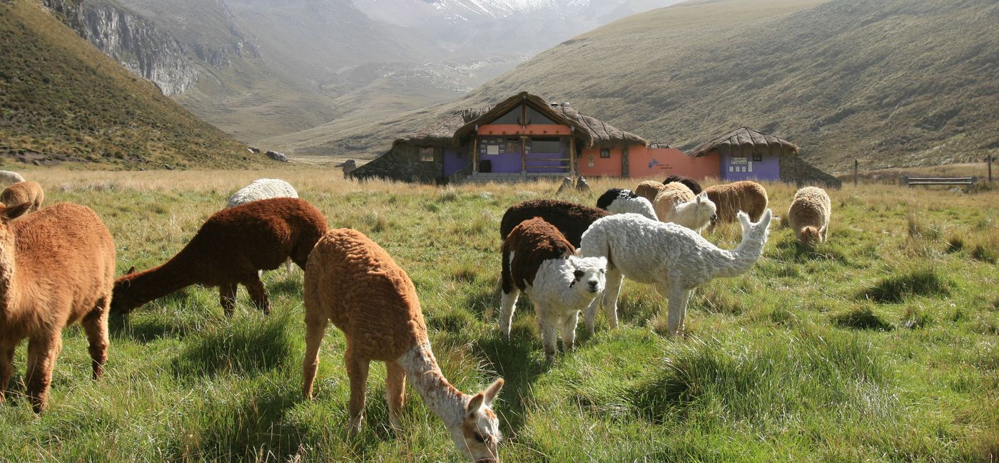 Image: El turismo sostenible ofrece oportunidades de desarrollo a las comunidades de monta?a. (Photo: via Ecuador Tourist Board). ((Photo via Ecuador Tourism Board))
