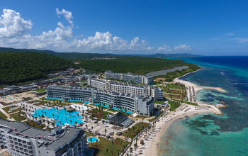H10 Ocean Eden Bay in Jamaica