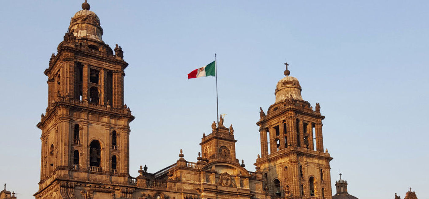 Image: PHOTO: Mexico City's Metropolitan Cathedral. (photo via Flickr/Block 70)